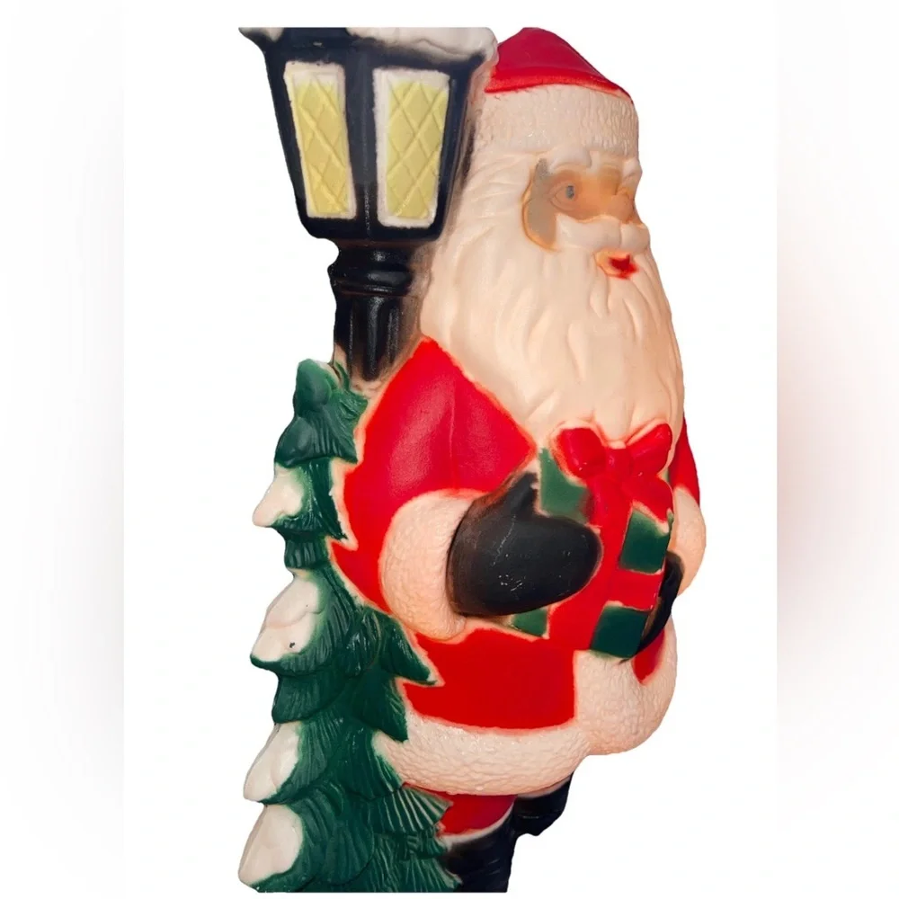Vintage Santa Claus tabletop blow mold TPI 2004 Canada Christmas santa tree 18”‎